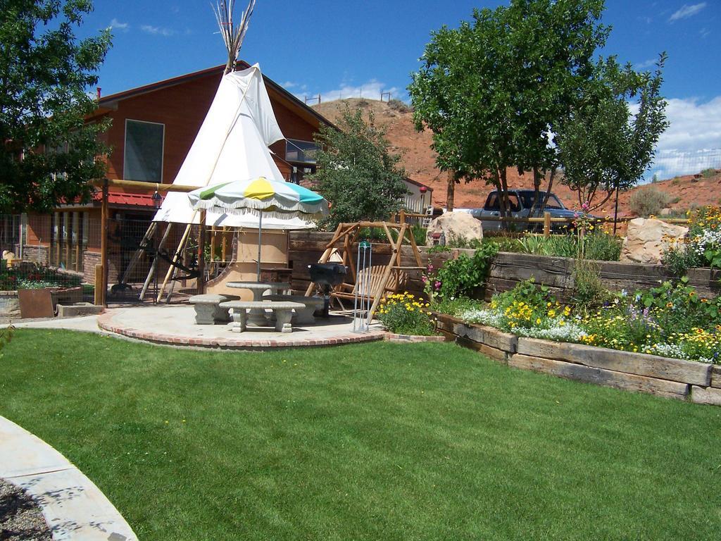 K3 Guest Ranch Hotel Cody Exterior photo