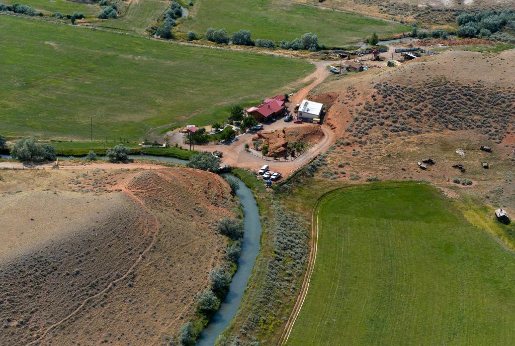 K3 Guest Ranch Hotel Cody Exterior photo